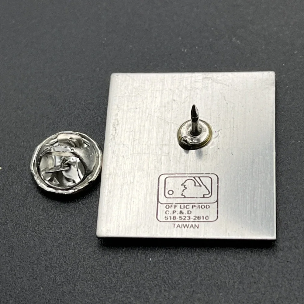 MLB Baseball Florida Marlins‎ Inaugural Year 1993 Lapel Hat Pin